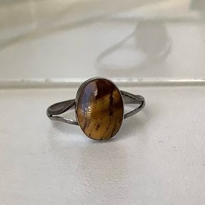 TLC new vintage tiger eye silver ring (squished)